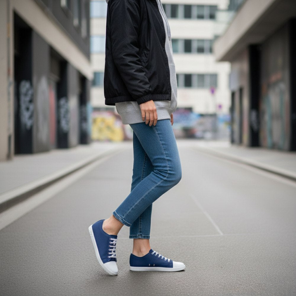 Chuqqs alacsony kék