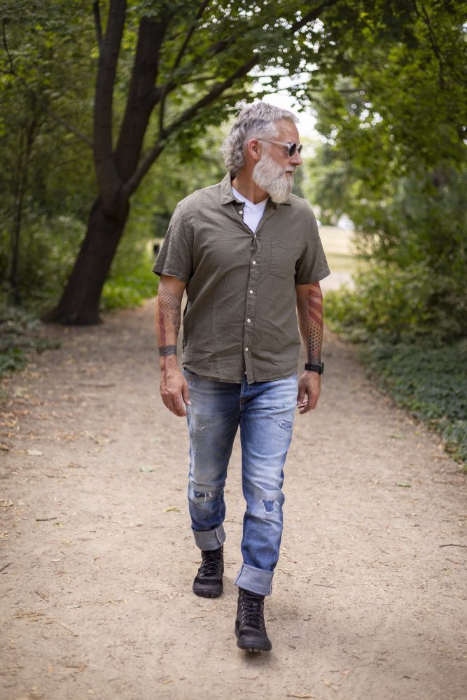 Explorer fekete vízálló