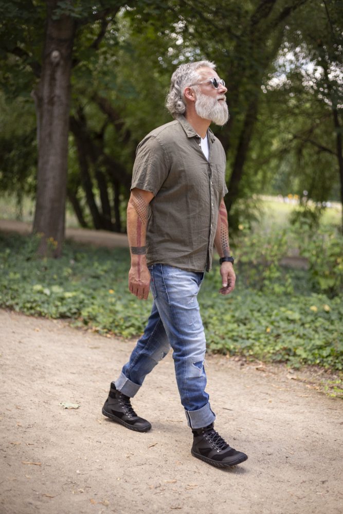 Explorer fekete vízálló